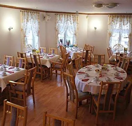 Hotel Am Seetor 2*