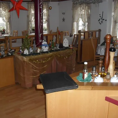 ホテル Am Seetor 2*